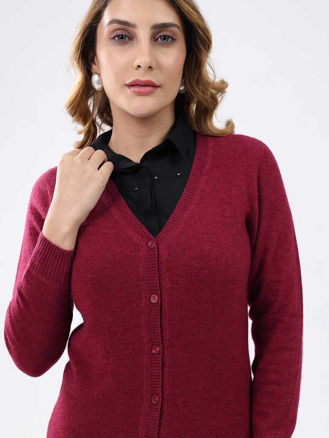 Women Maroon Solid V Neck Full Sleeve Cardigan - Image 7