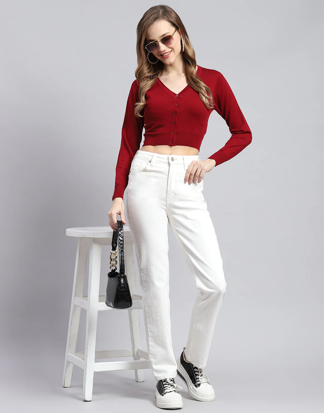 Women Maroon Solid V Neck Full Sleeve Sweater - Image 2