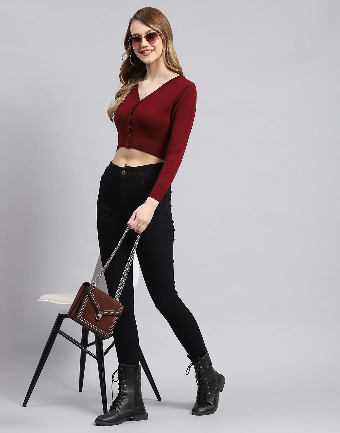 Women Maroon Solid V Neck Full Sleeve Sweater - Image 2