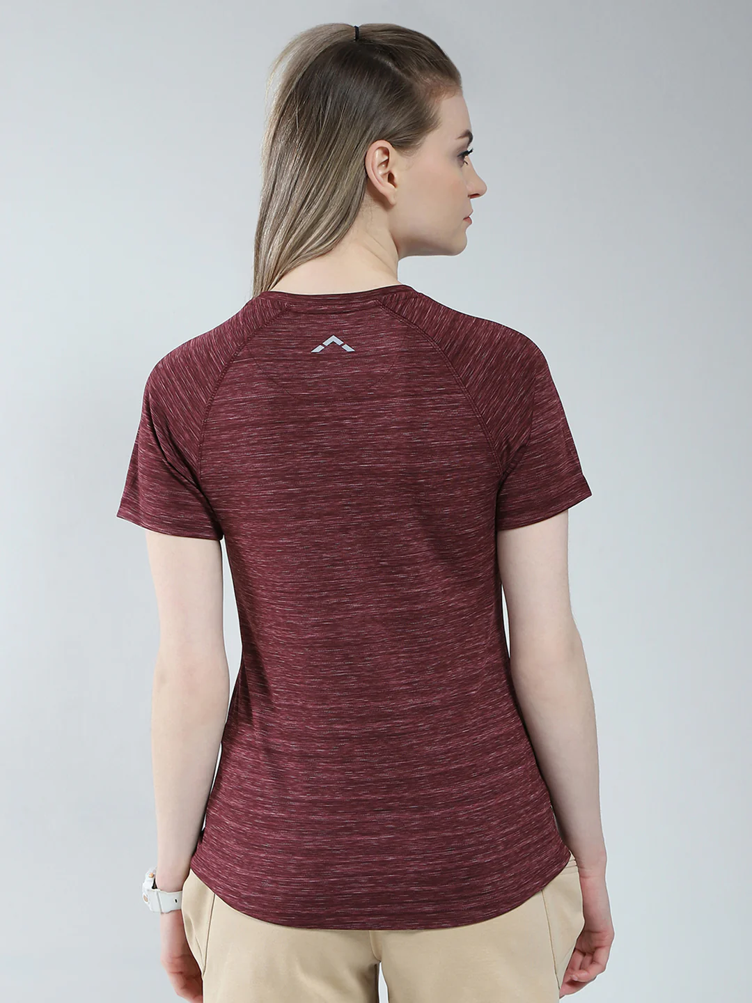 Rock.it Women Maroon Solid Round Neck Half Sleeve Top - Image 5