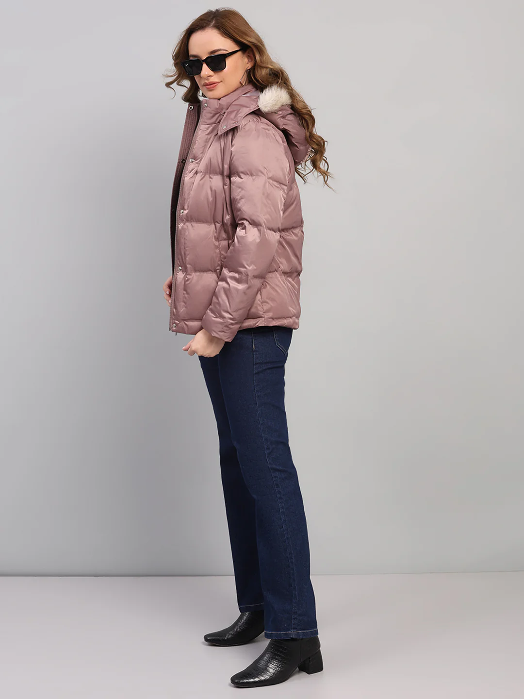 Women Mauve Self Design Hooded Full Sleeve Jacket - Image 2