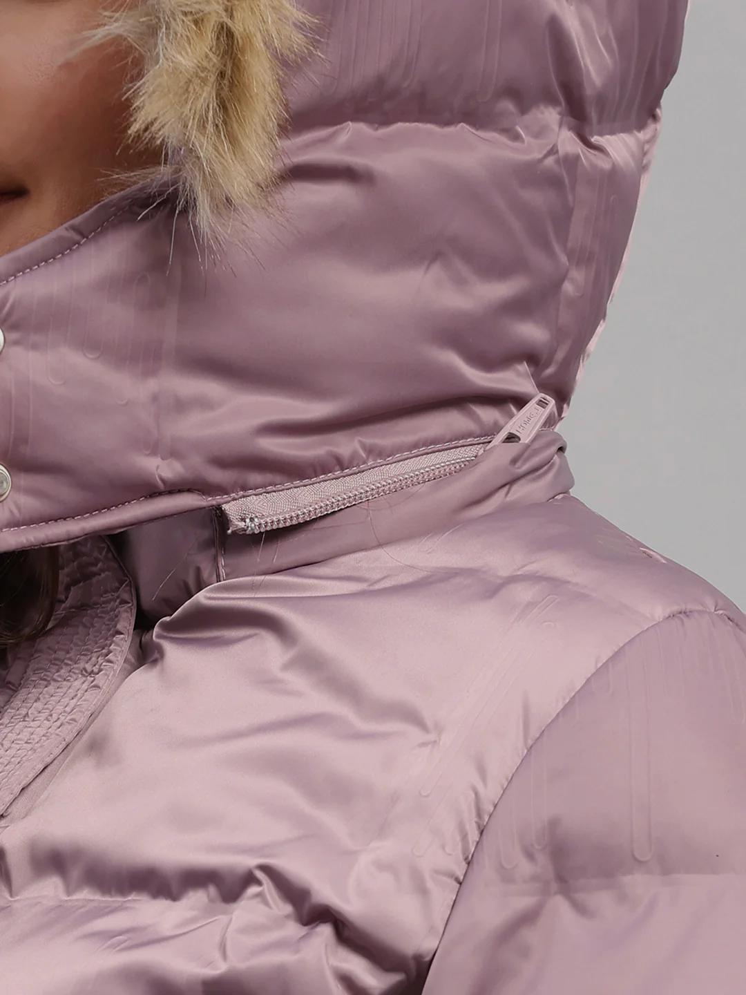 Women Mauve Self Design Hooded Full Sleeve Jacket - Image 7