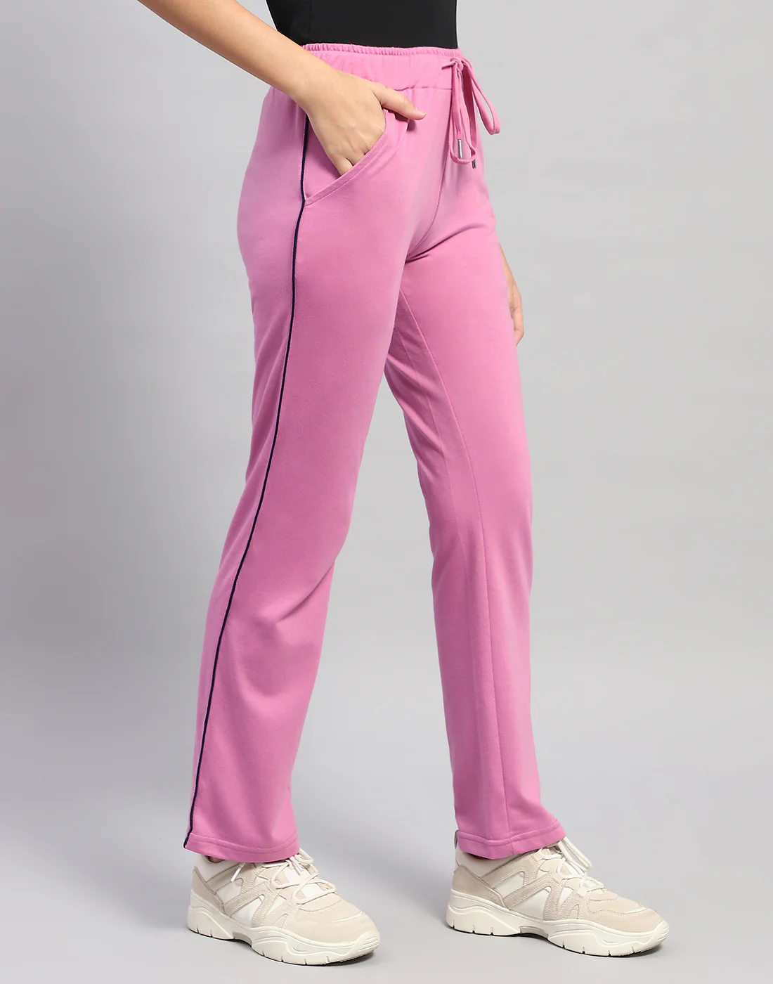 Women Mauve Solid Regular Fit Lower - Image 4