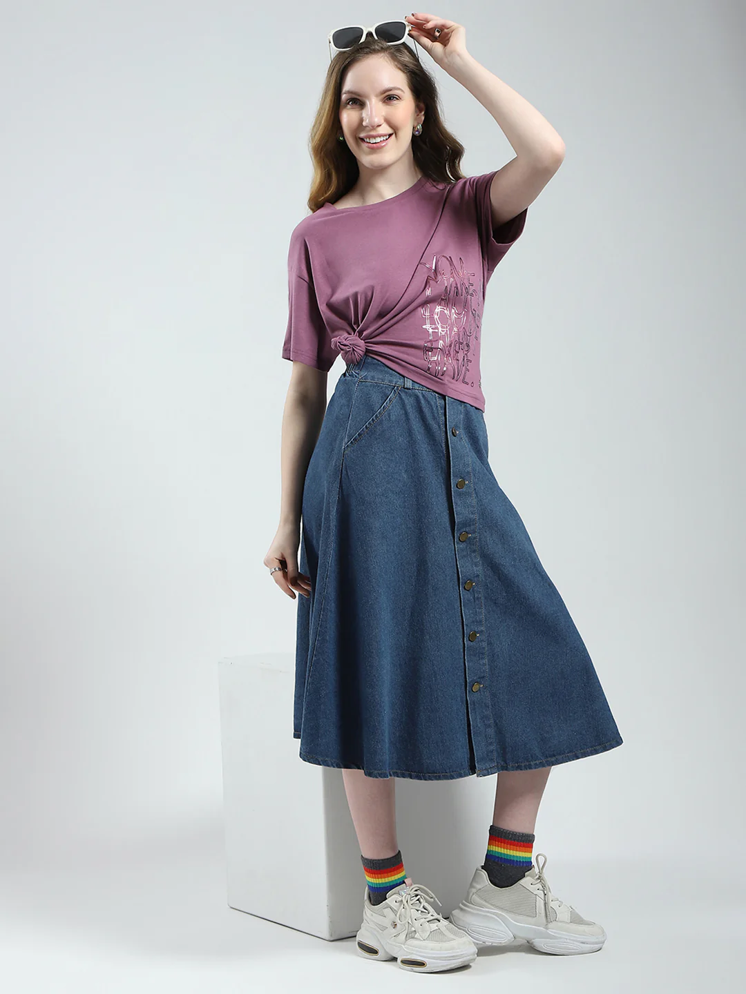 Women Mauve Solid Round Neck Half Sleeve Top - Image 2