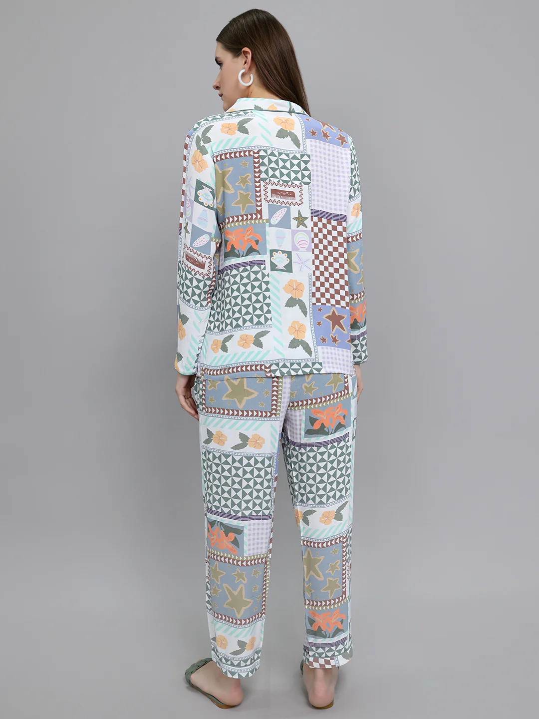 Women Multicolor Printed Collar Full Sleeve Cords Set - Image 4