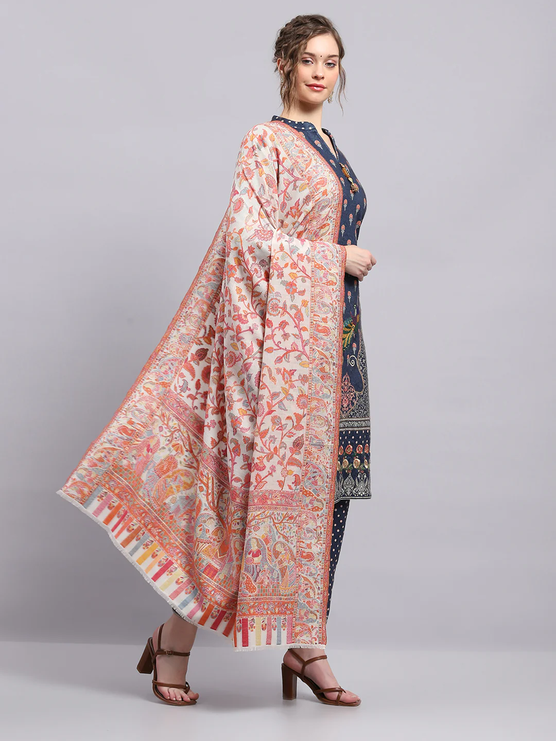 Women Multicolor Printed Shawl - Image 4