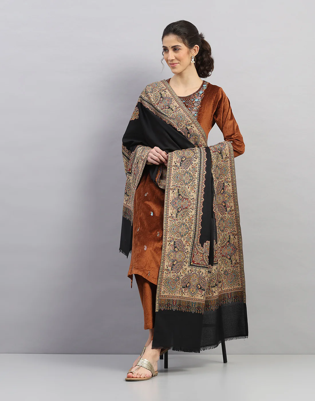 Women Multicolor Self Design   Shawl - Image 5