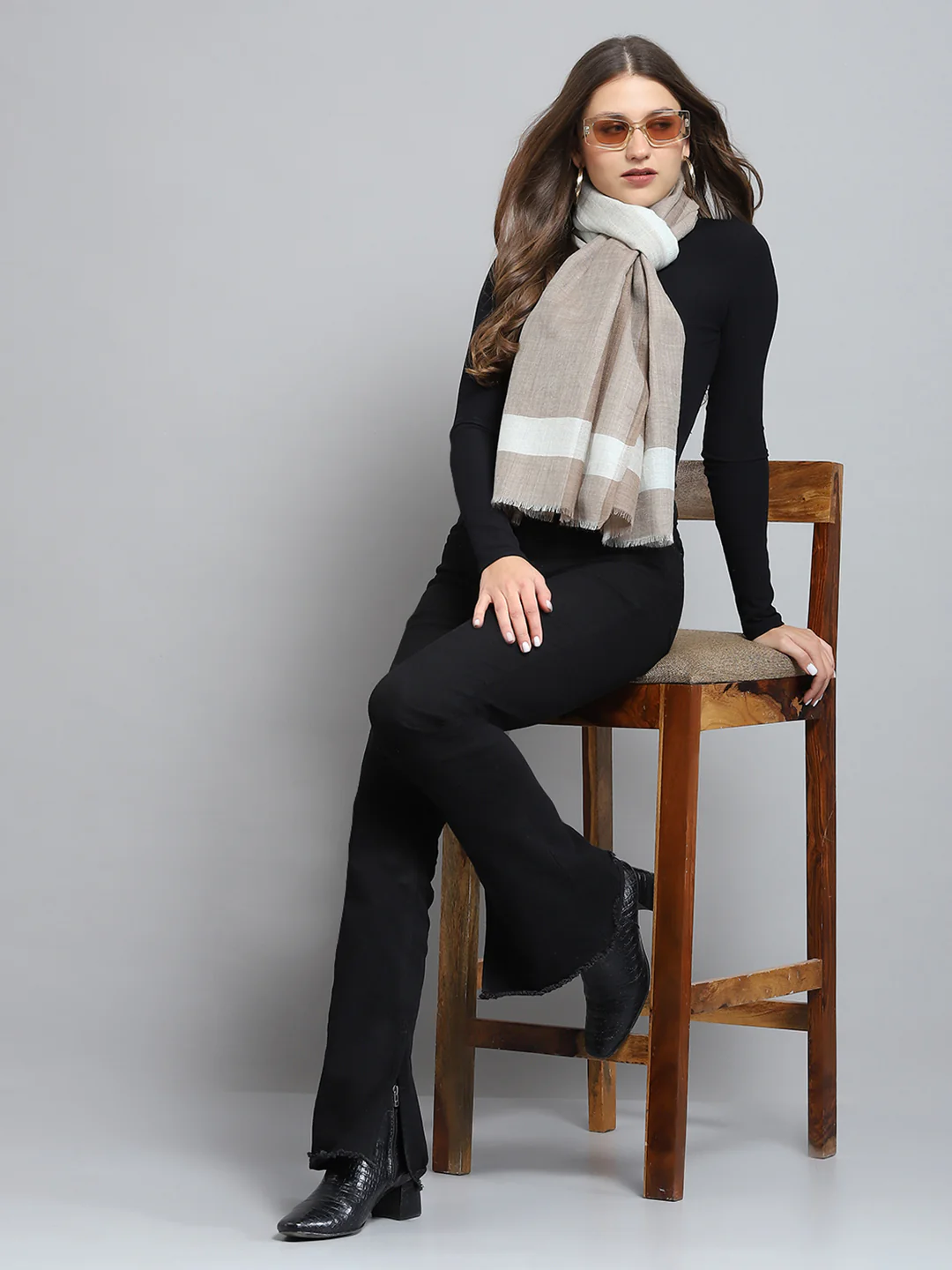 Women Multicolor Self Design Stole - Image 2
