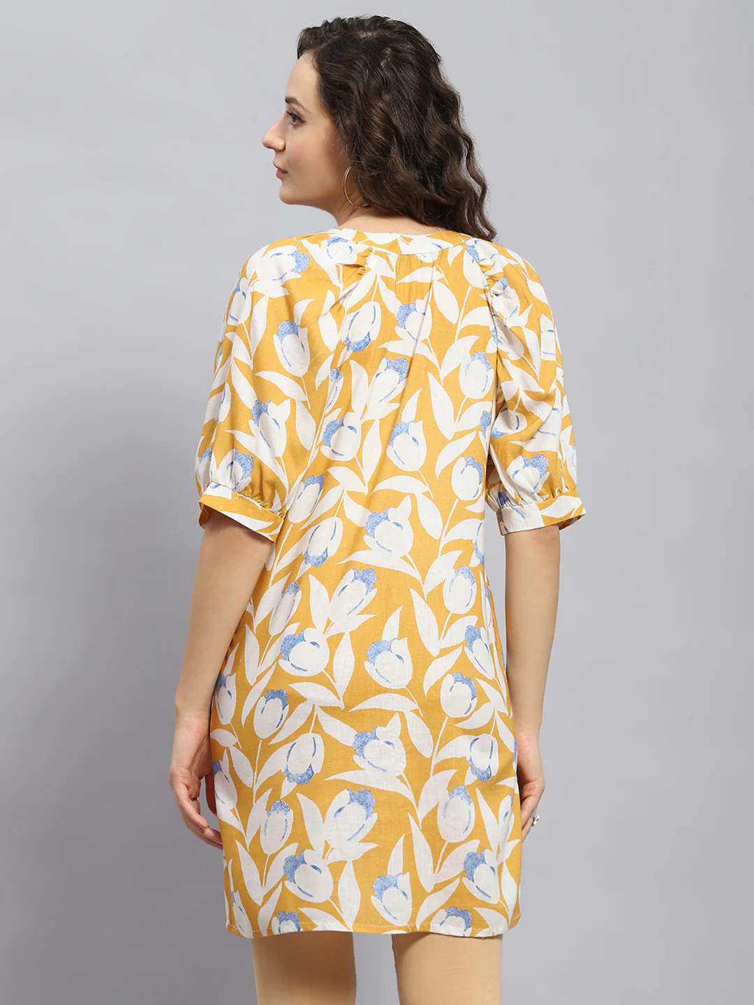 Women Mustard Printed Mandarin Collar 3/4 Sleeve Tunic - Image 5