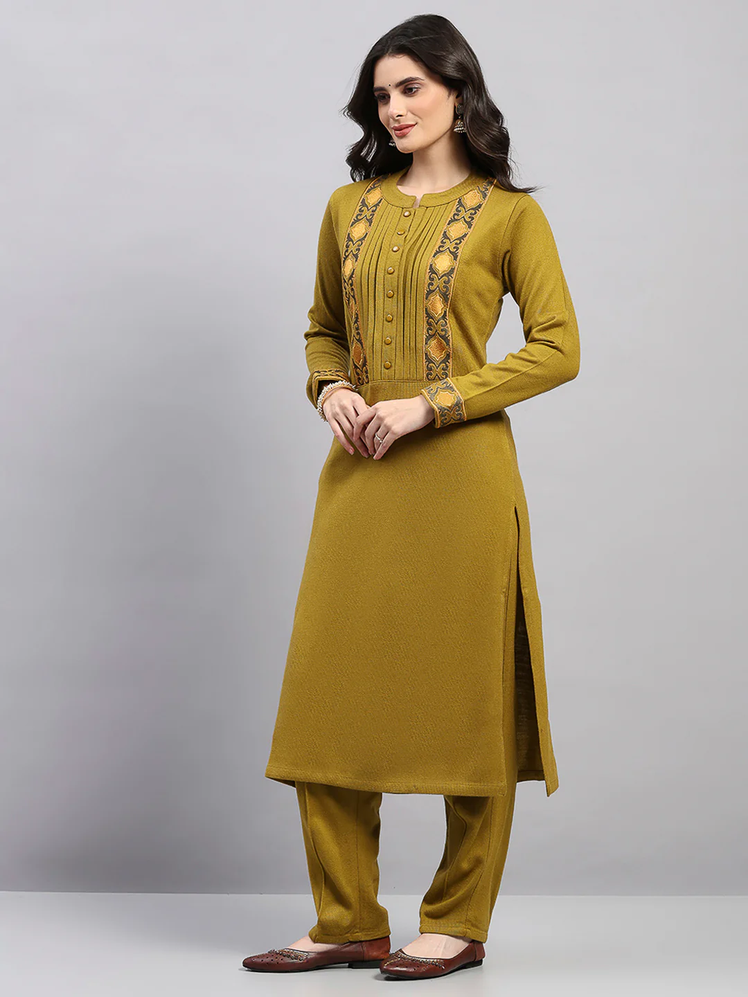 Women Mustard Printed Round Neck Full Sleeve Kurti Set for Winter - Image 3
