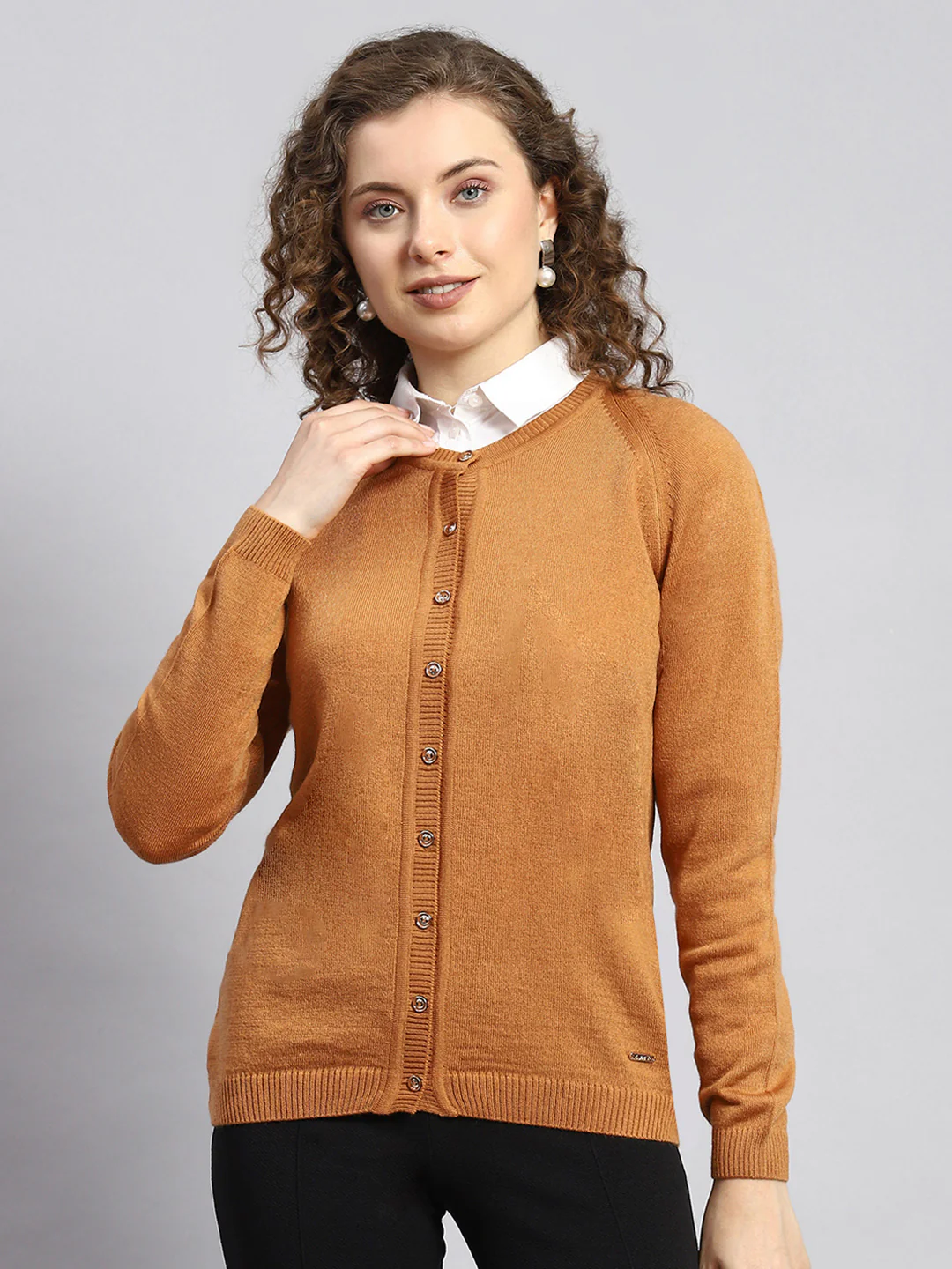 Women Mustard Solid Cardigan - Image 2
