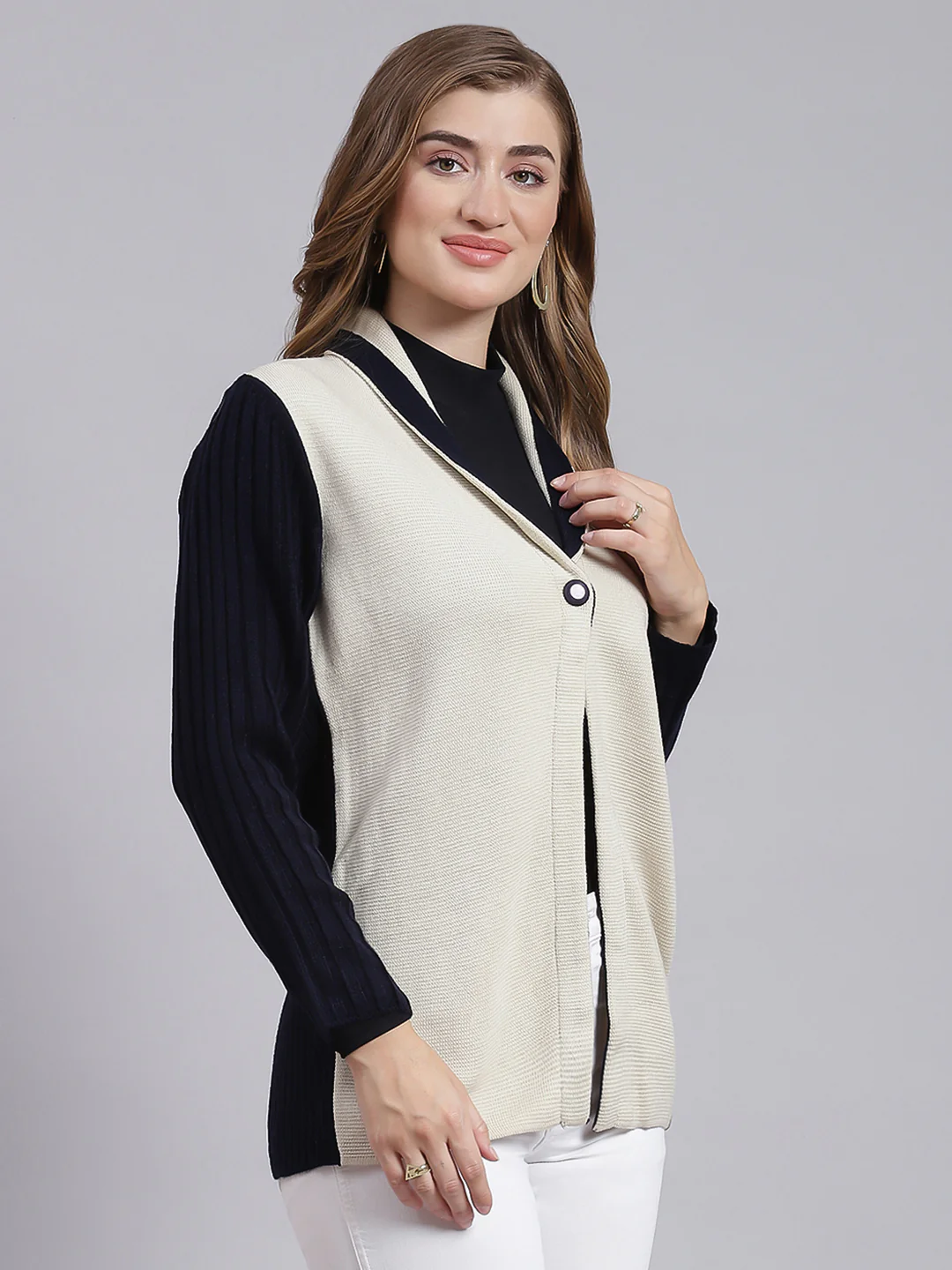 Women Navy Blue & Cream Solid Wool blend Cardigan - Image 3