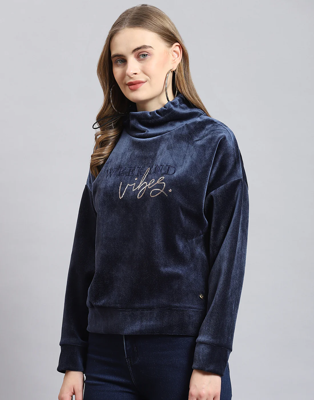 Women Navy Blue Embroidered H Neck Full Sleeve Sweatshirt - Image 4