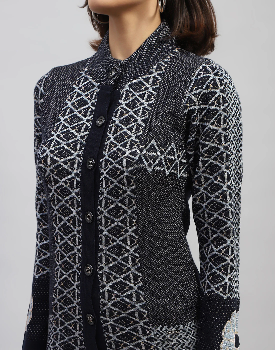 Women Navy Blue Jaquard Round Neck Full Sleeve Cardigan - Image 8