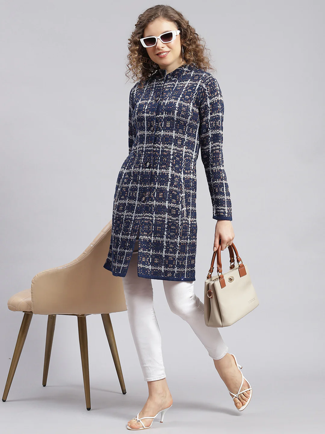 Women Navy Blue Jaquard Wool blend Knitted Coat - Image 5