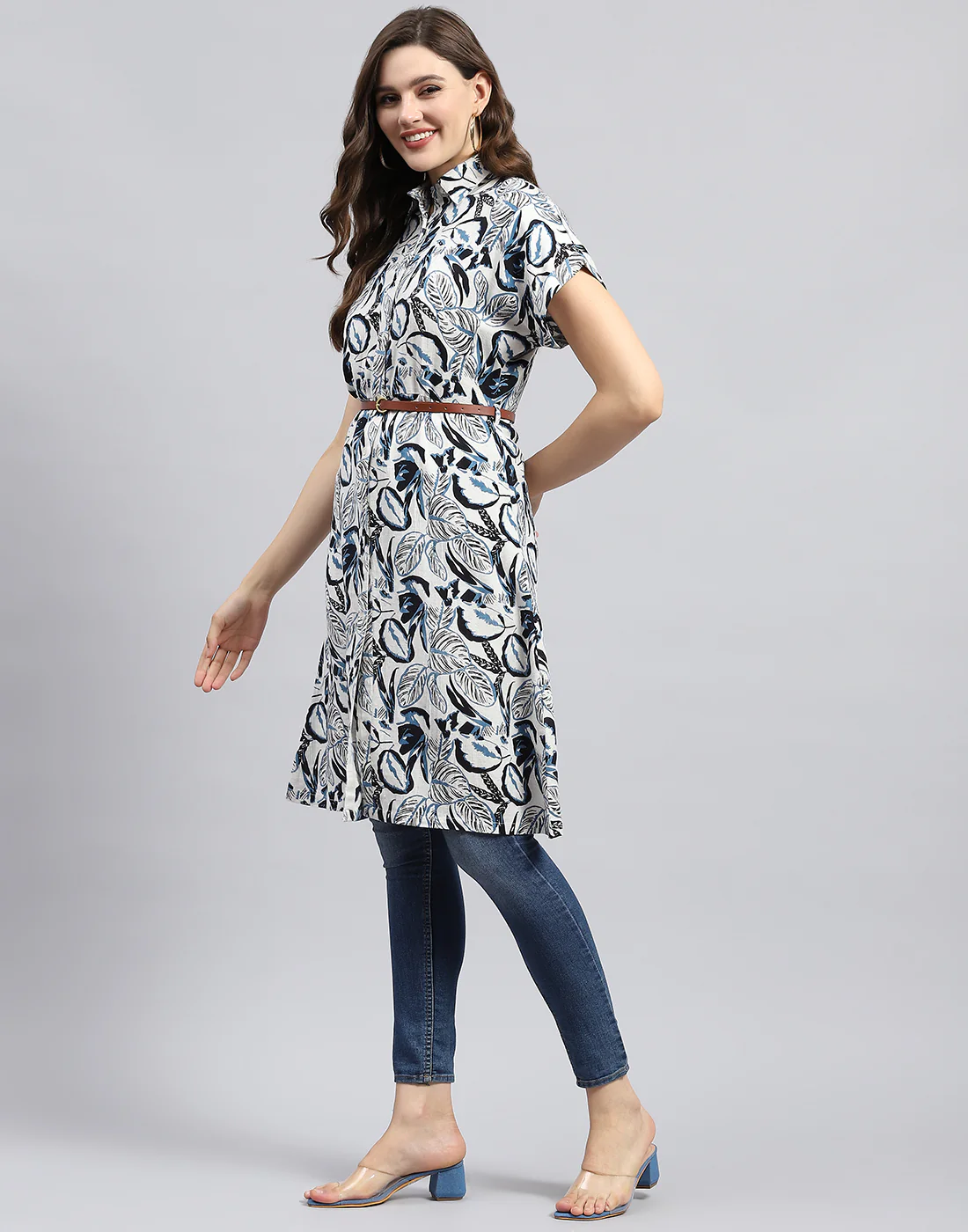 Women Navy Blue Printed Collar Half Sleeve Tunic - Image 4