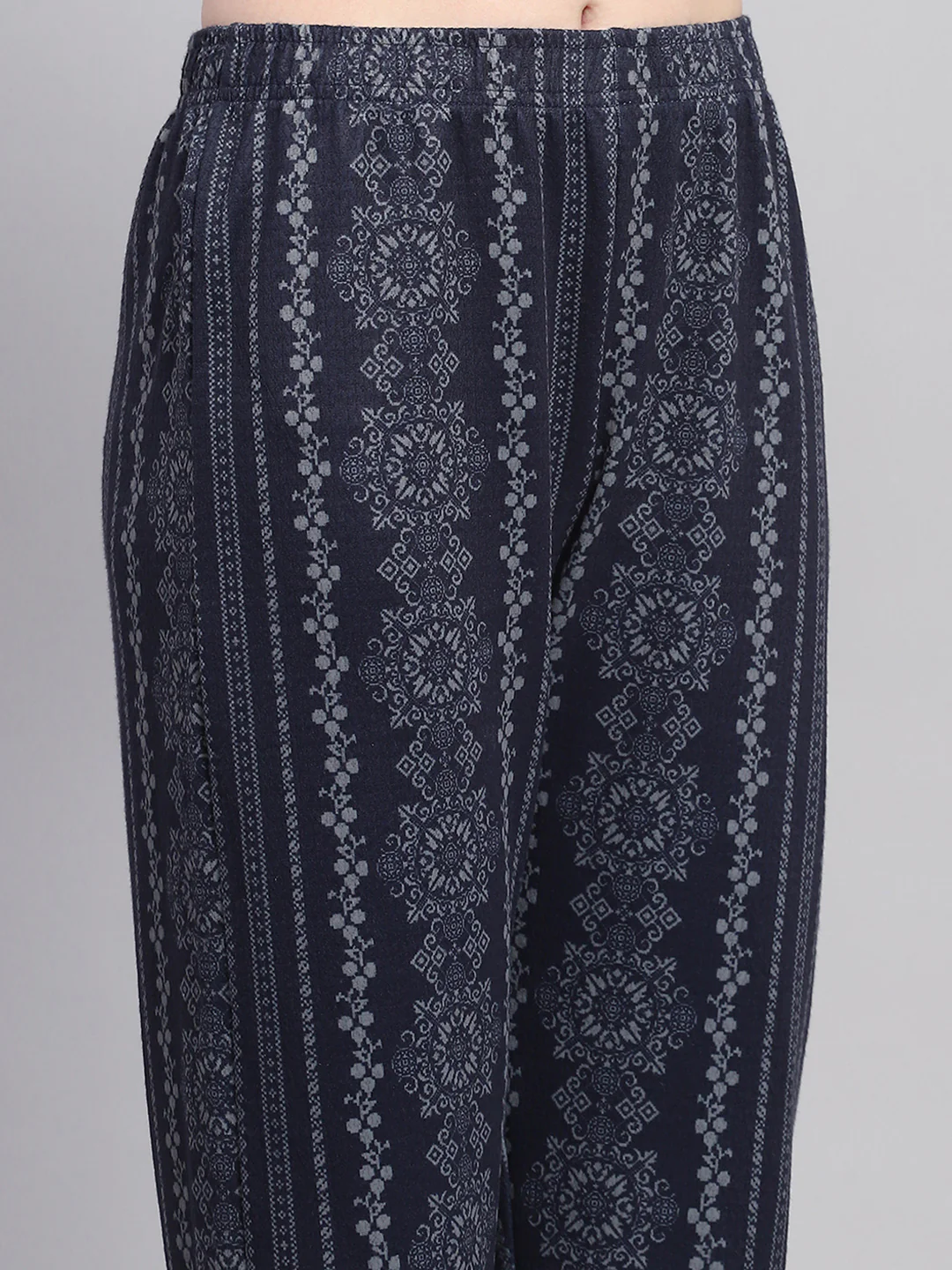 Women Navy Blue Printed Round Neck Full Sleeve Kurti Set with Stole - Image 8