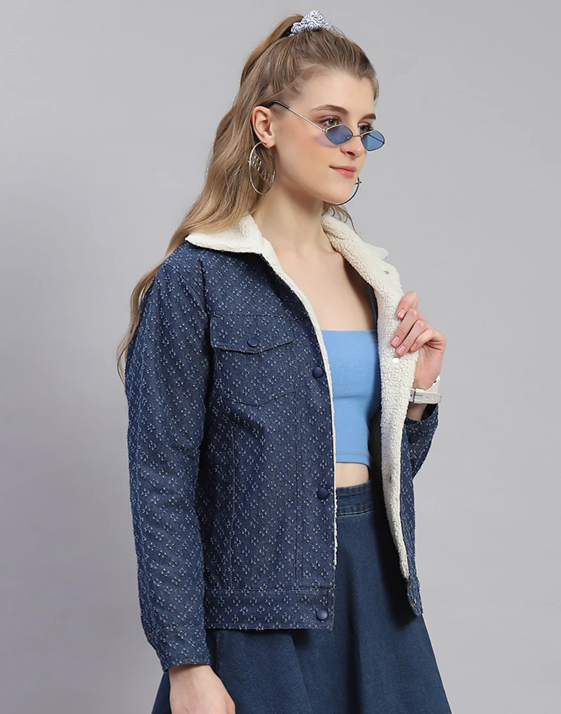 Women Navy Blue Self Design Collar Full Sleeve Jacket - Image 5