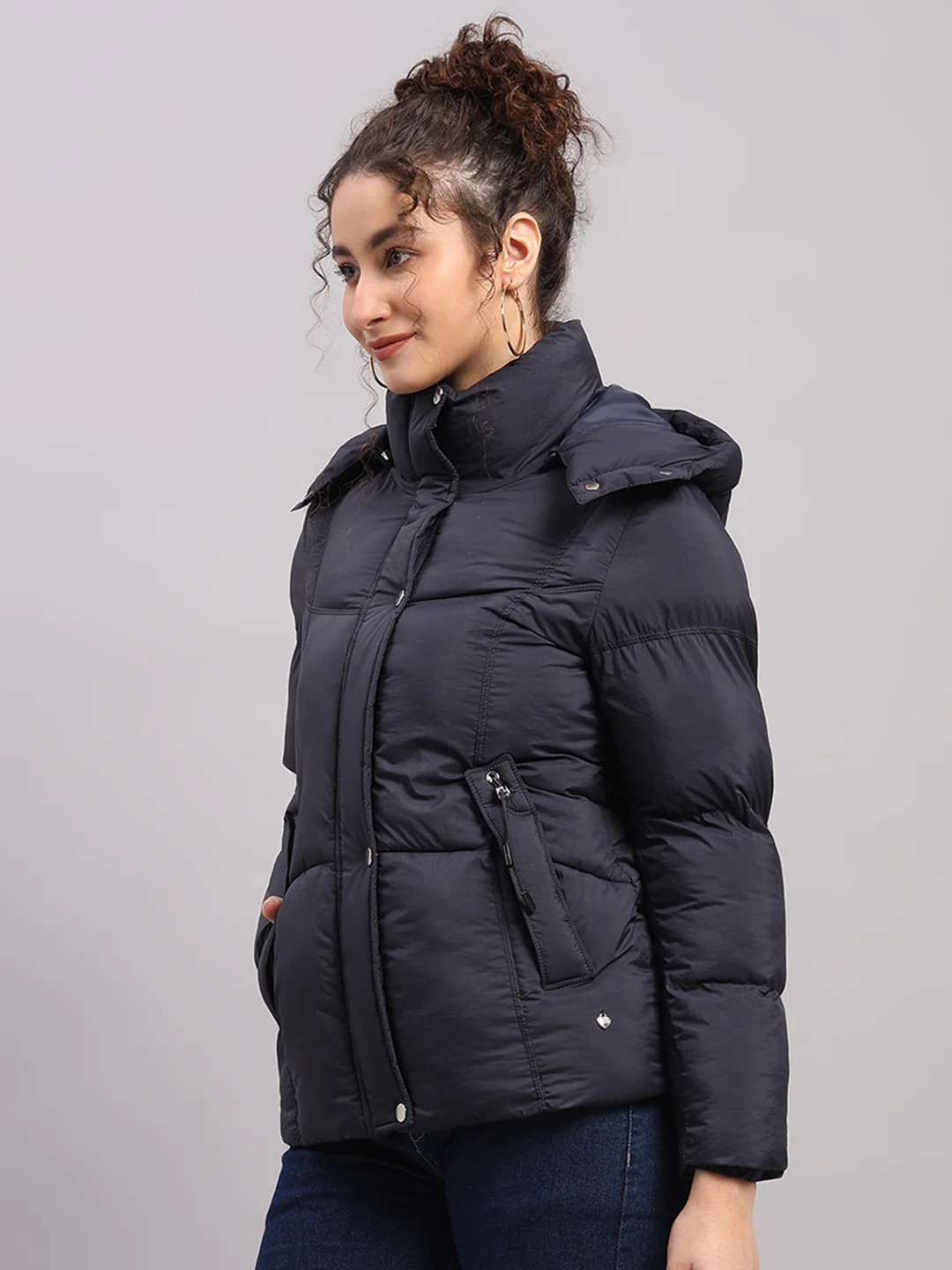 Women Navy Blue Self Design Hooded Full Sleeve Jacket - Image 3