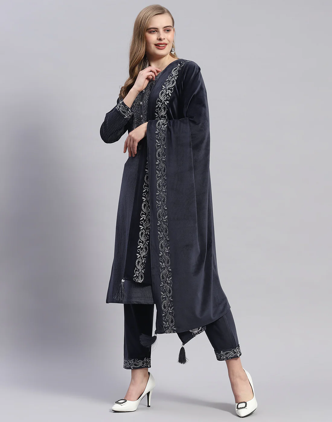 Women Navy Blue Self Design Round Neck Full Sleeve Kurti+Lower Set - Image 3