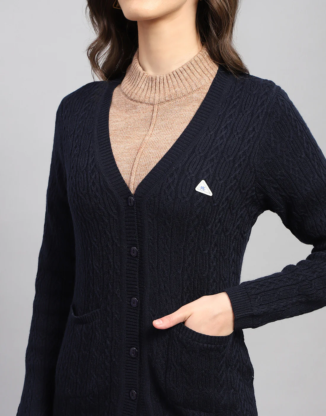 Women Navy Blue Self Design V Neck Full Sleeve Cardigan - Image 6