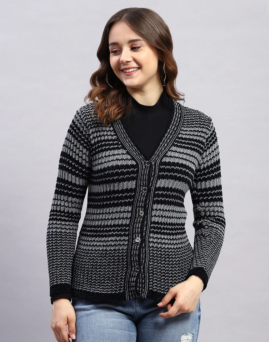 Women Navy Blue Self Design V Neck Full Sleeve Cardigan - Image 4