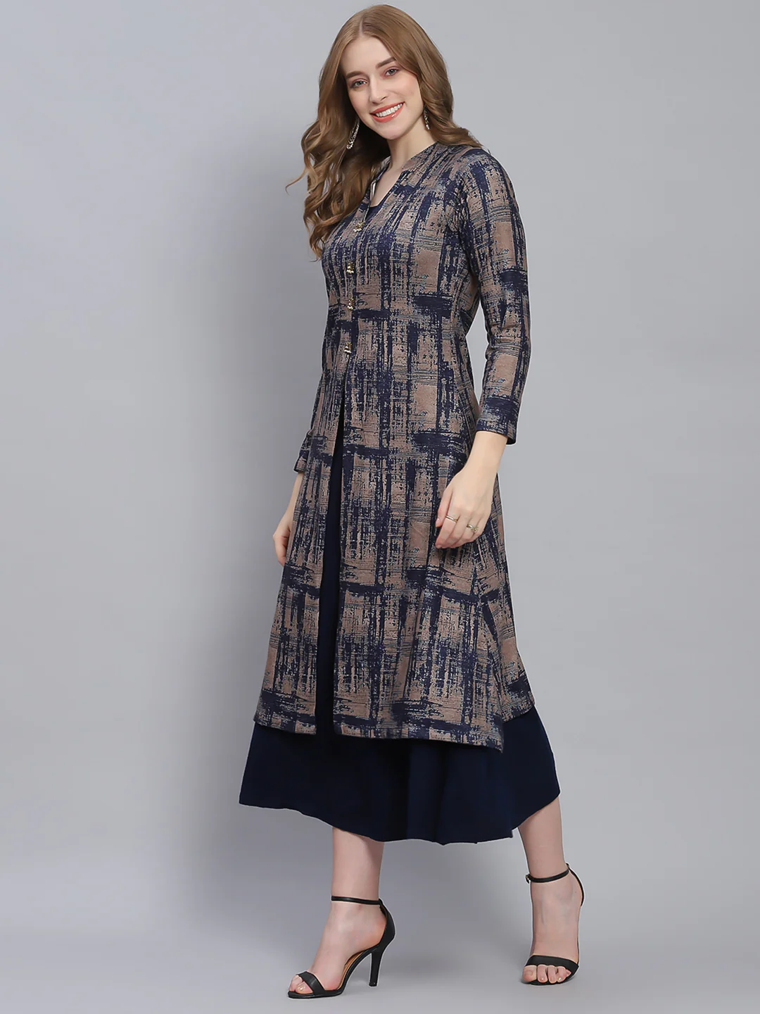 Women Navy Blue Self Design V Neck Full Sleeve Kurtis Set - Image 3