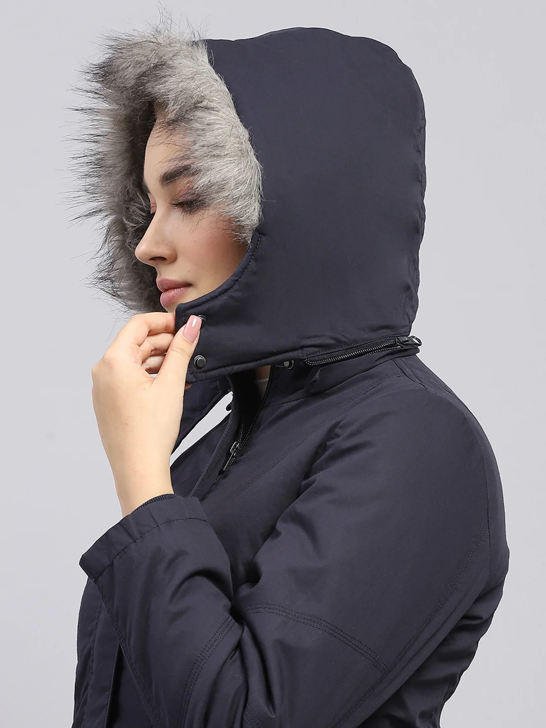 Women Navy Blue Solid Hooded Full Sleeve Jacket - Image 8