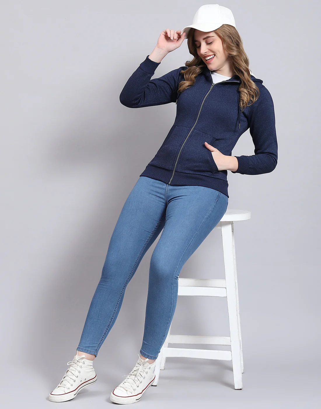 Women Navy Blue Solid Hooded Full Sleeve Sweatshirt - Image 5