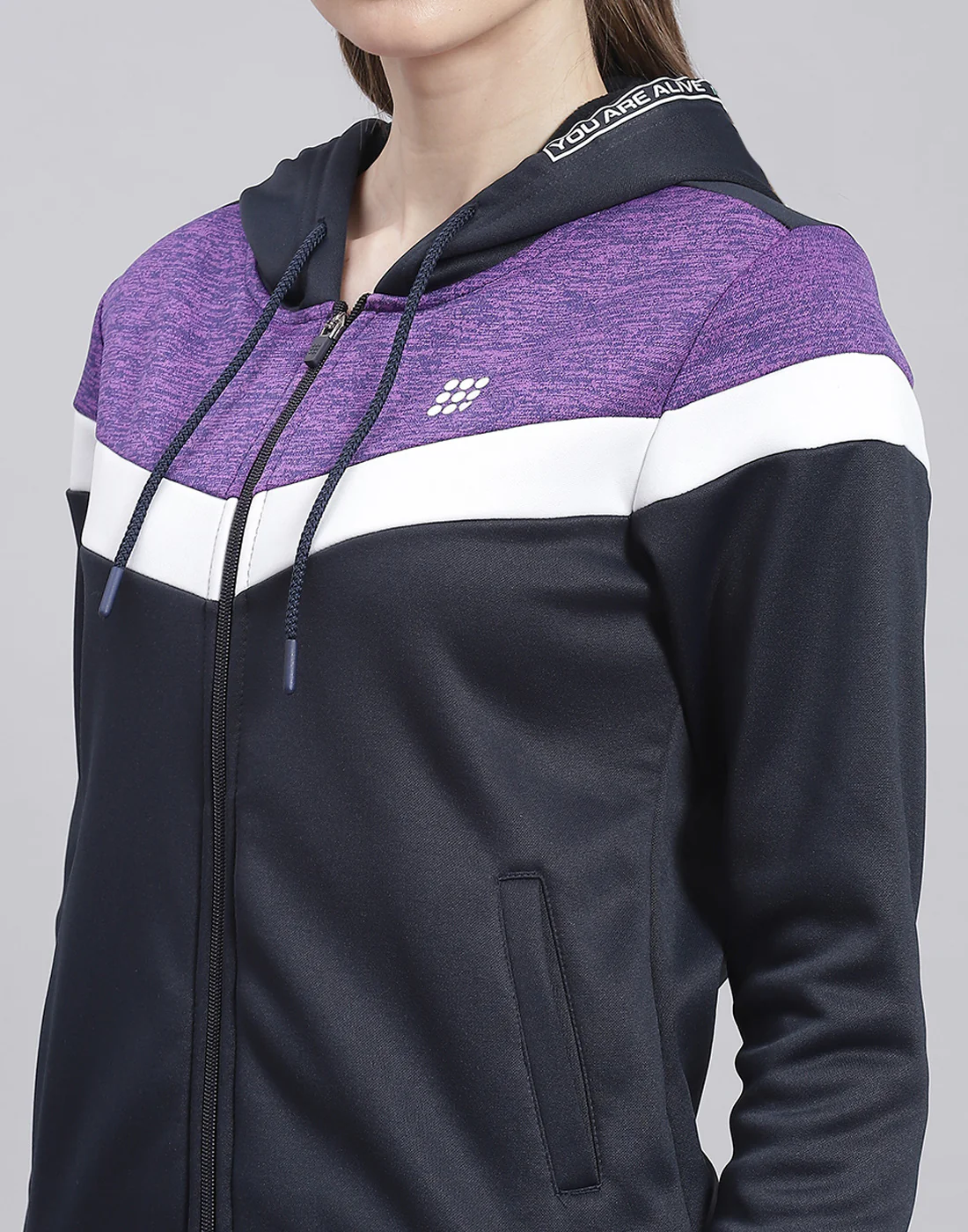 Rock.it Women Navy Blue Solid Hooded Full Sleeve Tracksuit - Image 6