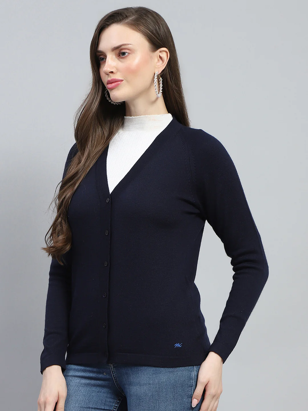 Women Navy Blue Solid V Neck Full Sleeve Cardigan - Image 3