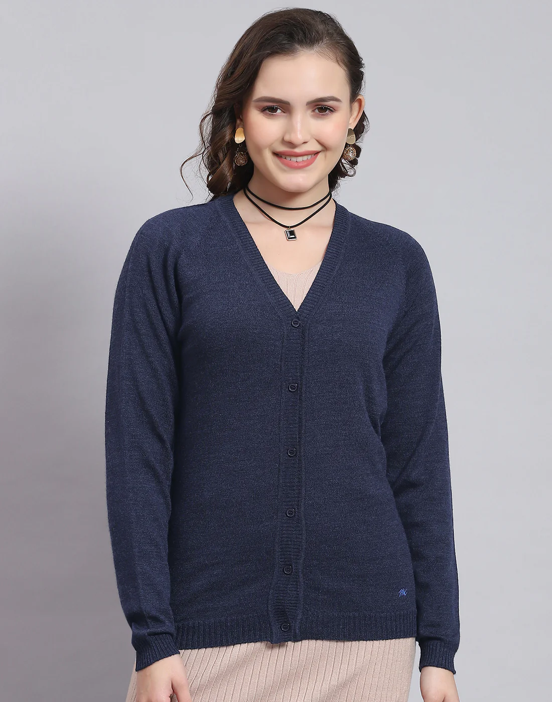 Women Navy Blue Solid V Neck Full Sleeve Cardigan - Image 2