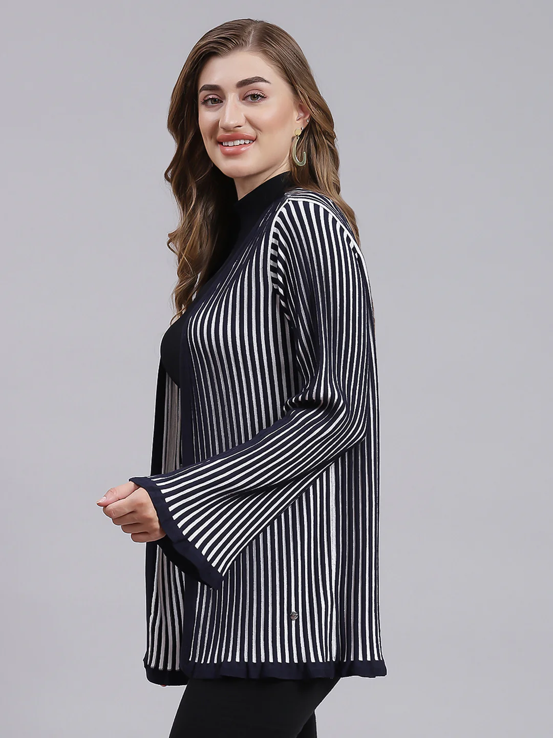 Women Navy Blue Stripe Wool blend Cardigan - Image 4