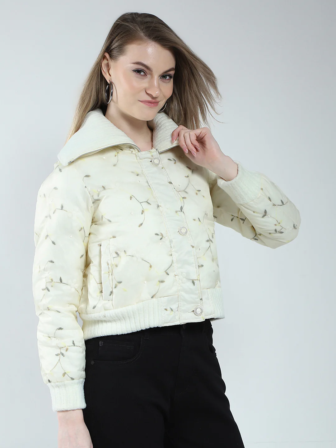 Women Off White Embroidered Collar Full Sleeve Jacket - Image 4