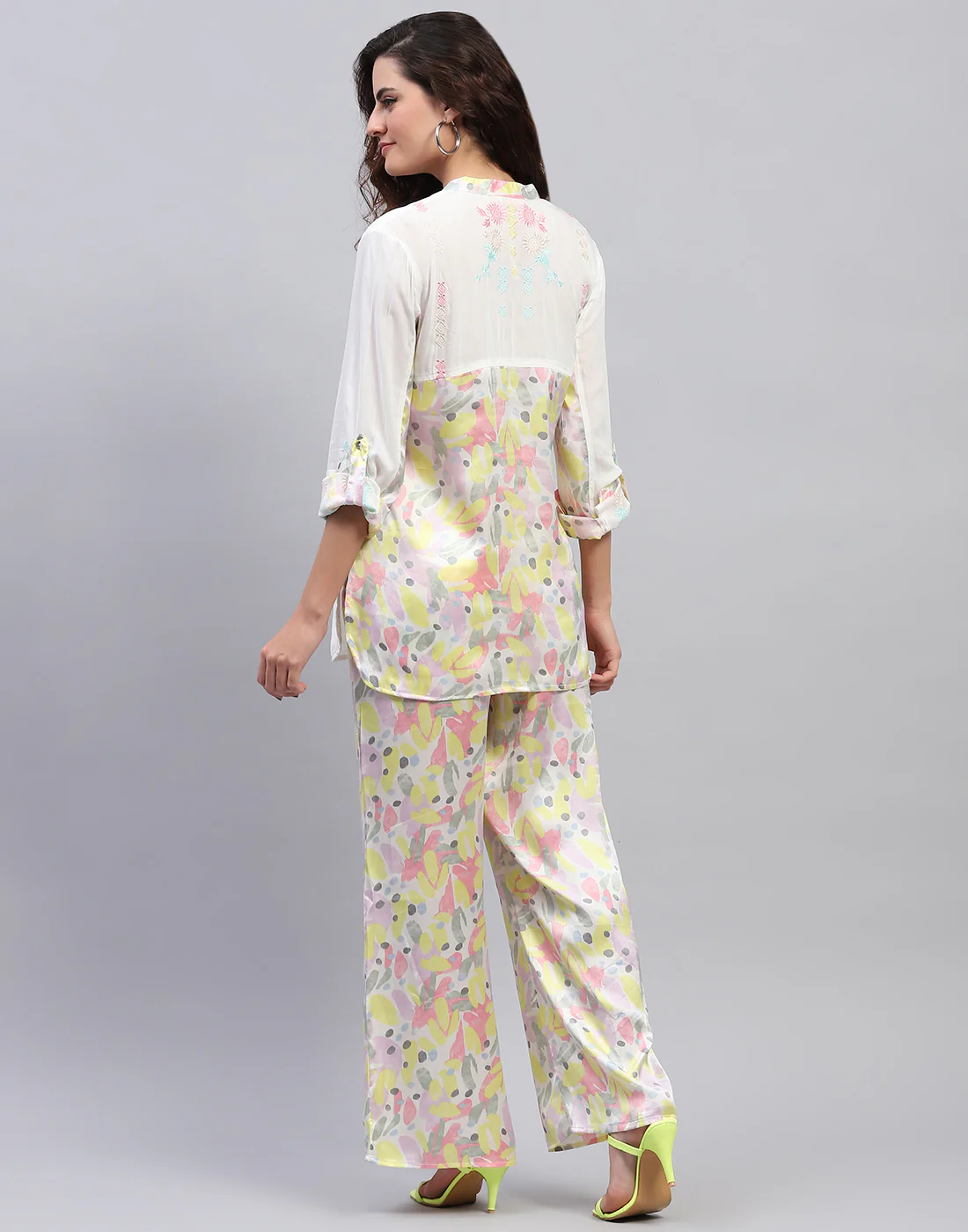 Women Off White Embroidered Front Open Full Sleeve Cords Set - Image 2