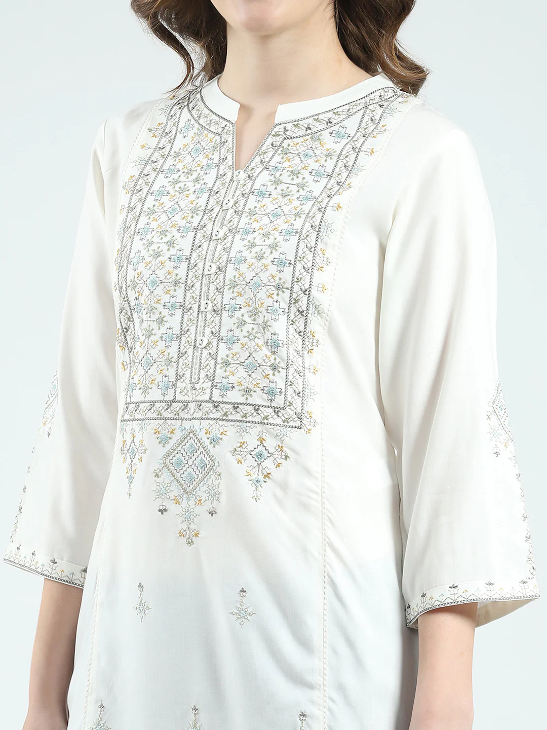 Women Off White Embroidered Round Neck 3/4th Sleeve Kurti - Image 6