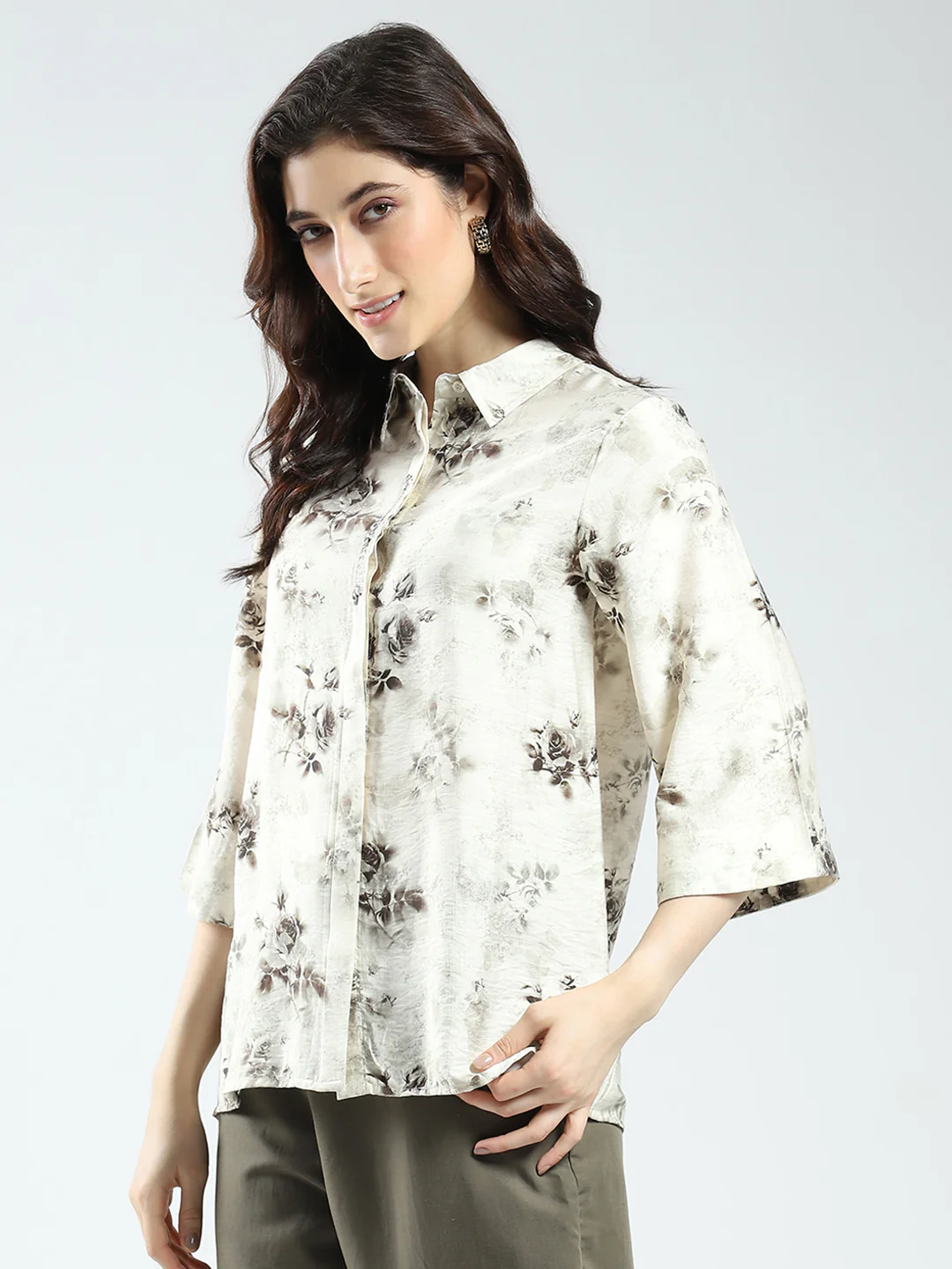Women Off White Printed Collar 3/4th Sleeve Top - Image 3