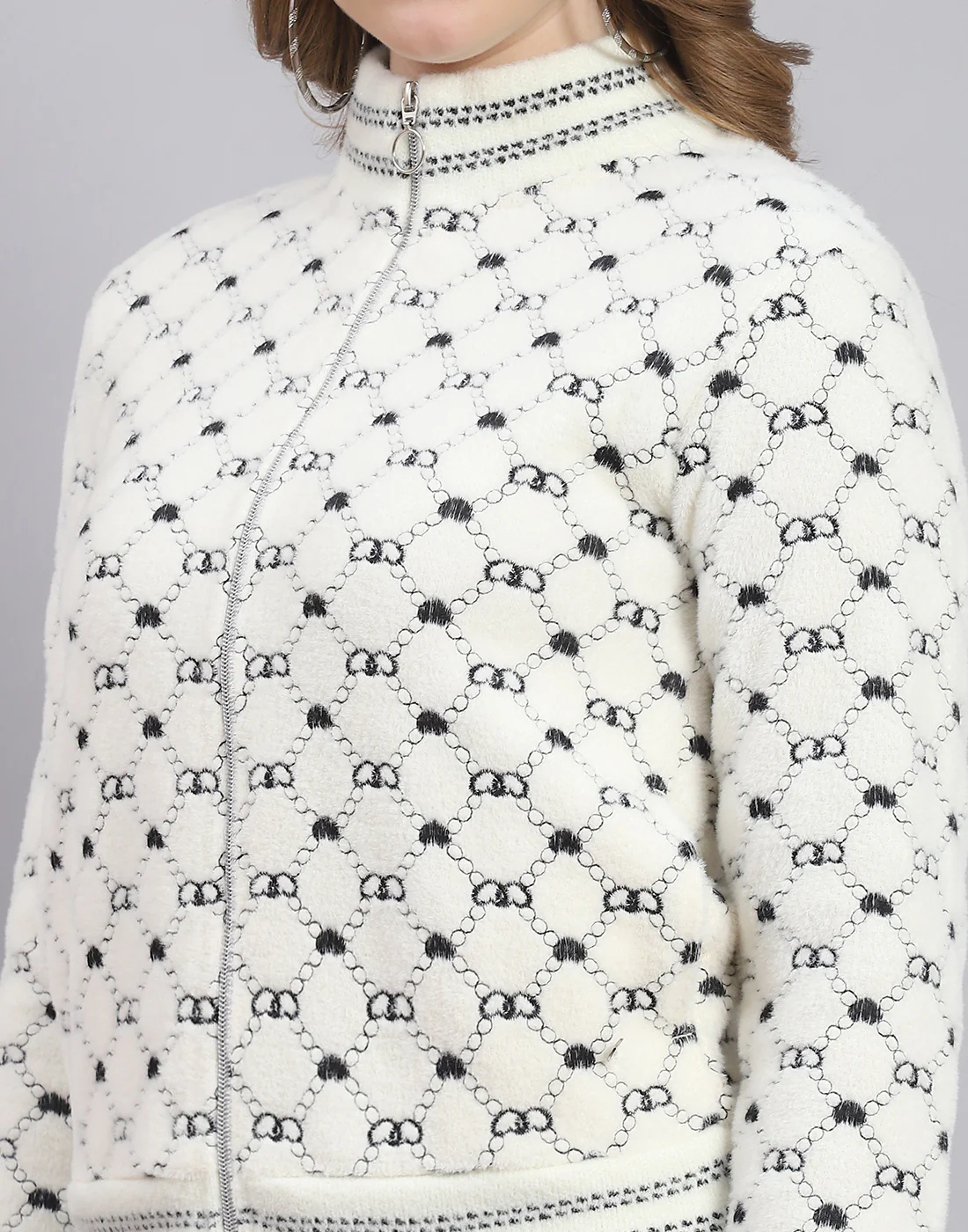 Women Off White Printed H Neck Full Sleeve Sweatshirt - Image 7