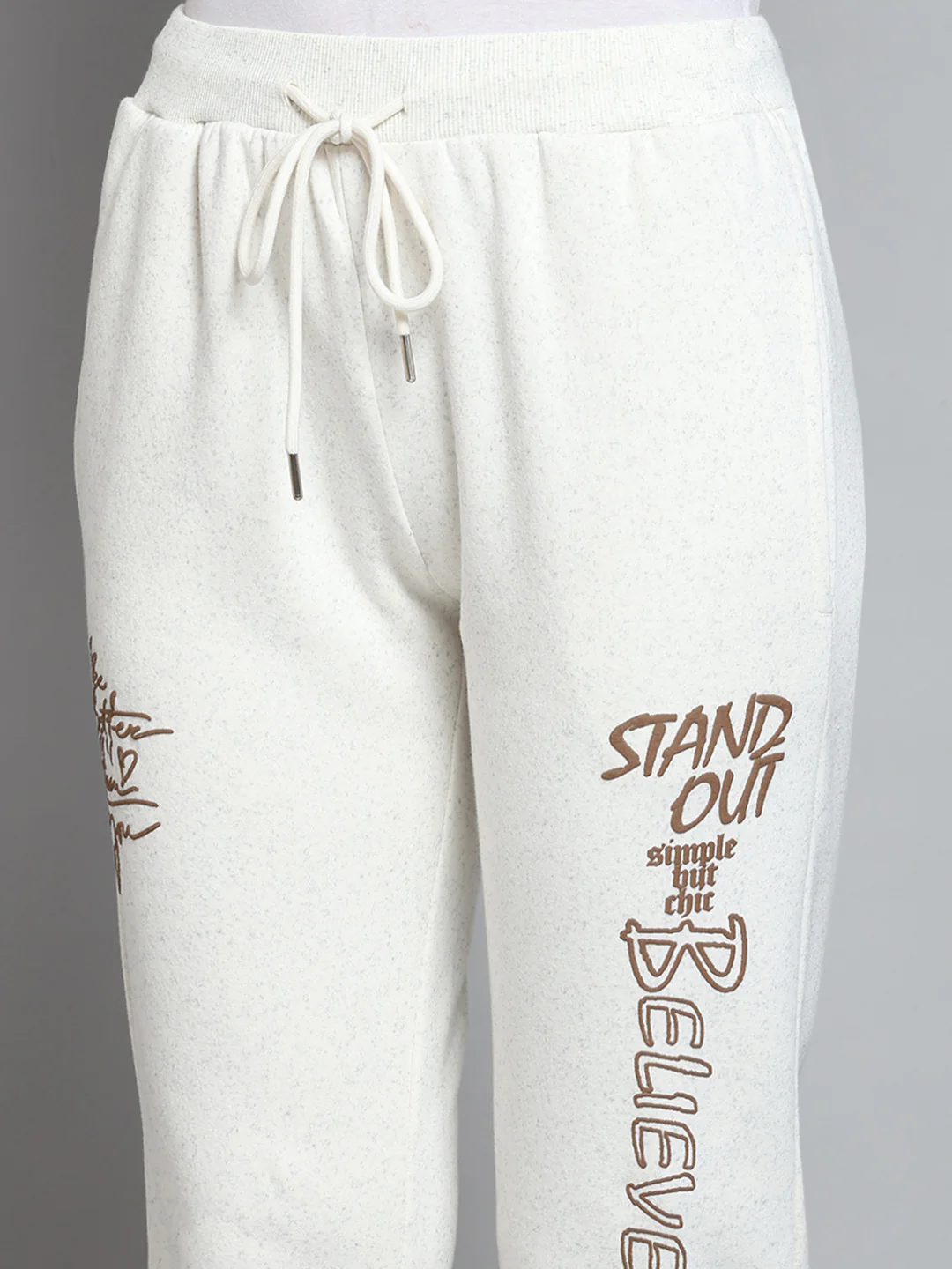 Women Off White Printed Regular Fit Winter Lower - Image 6