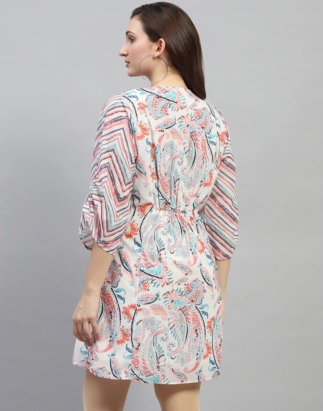 Women Off White Printed V Neck 3/4 Sleeve Dress - Image 5
