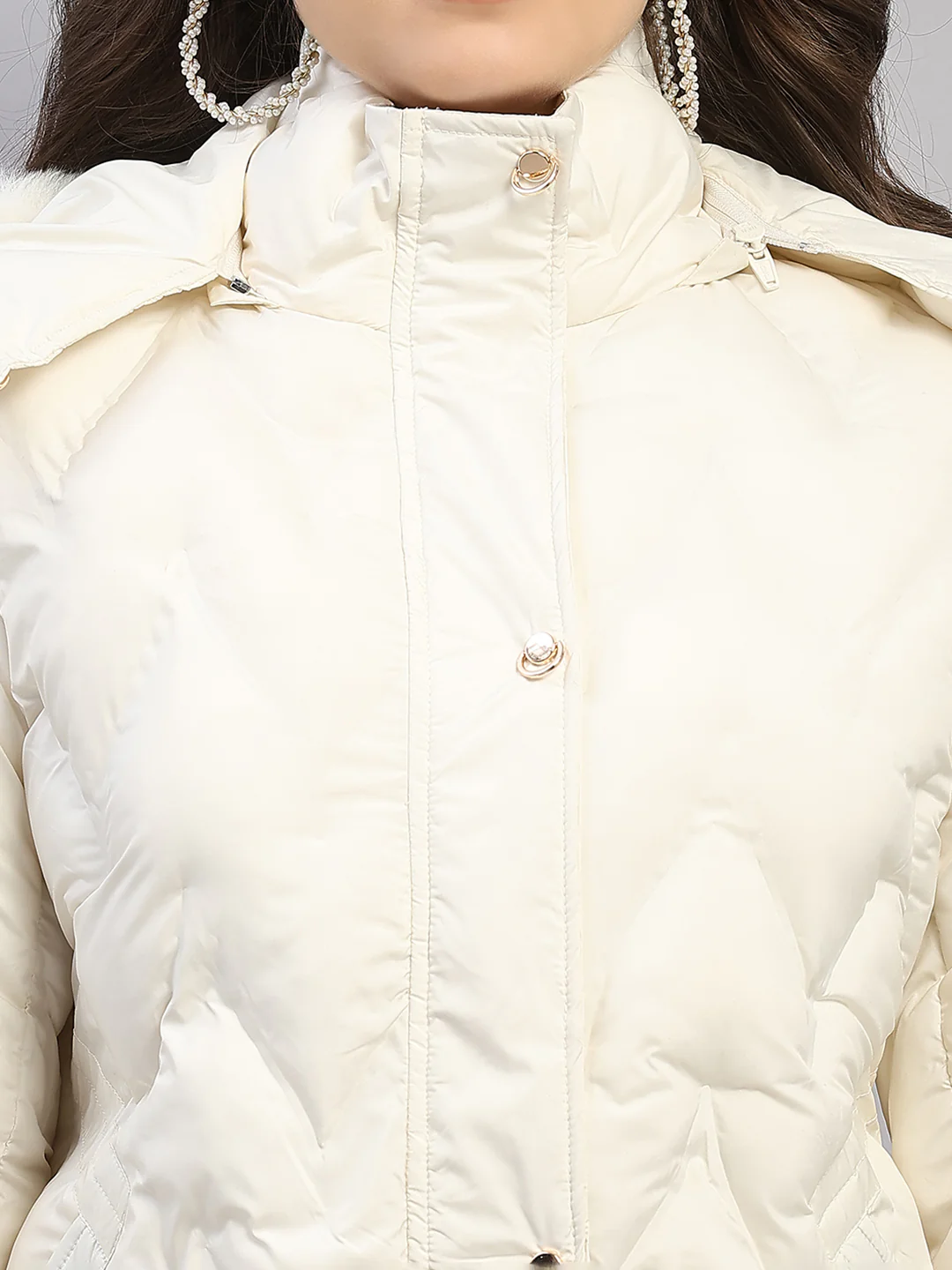 Women Off White Solid Hooded Full Sleeve Jacket - Image 7