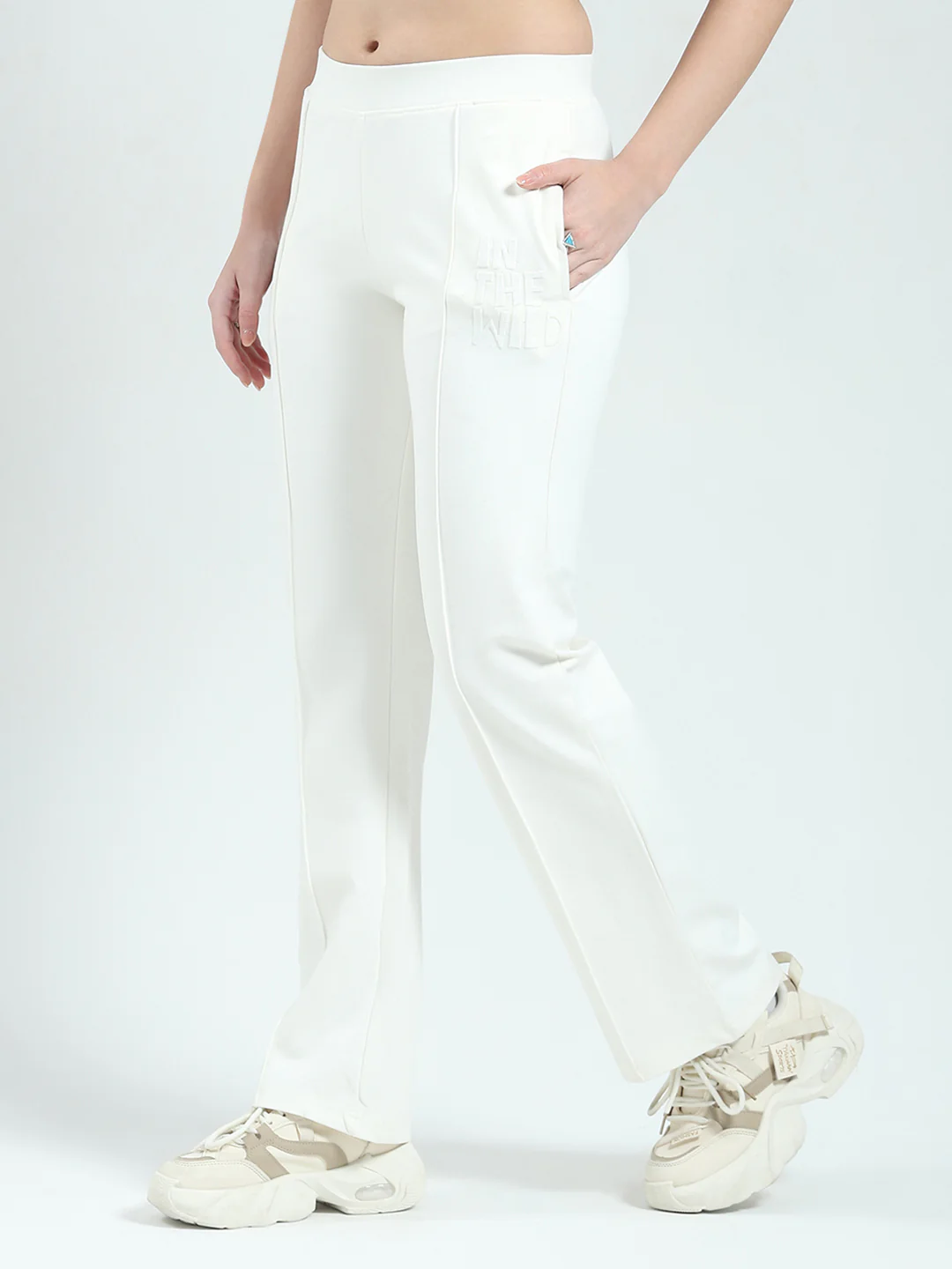 Women Off White Solid Regular Fit Lower - Image 3