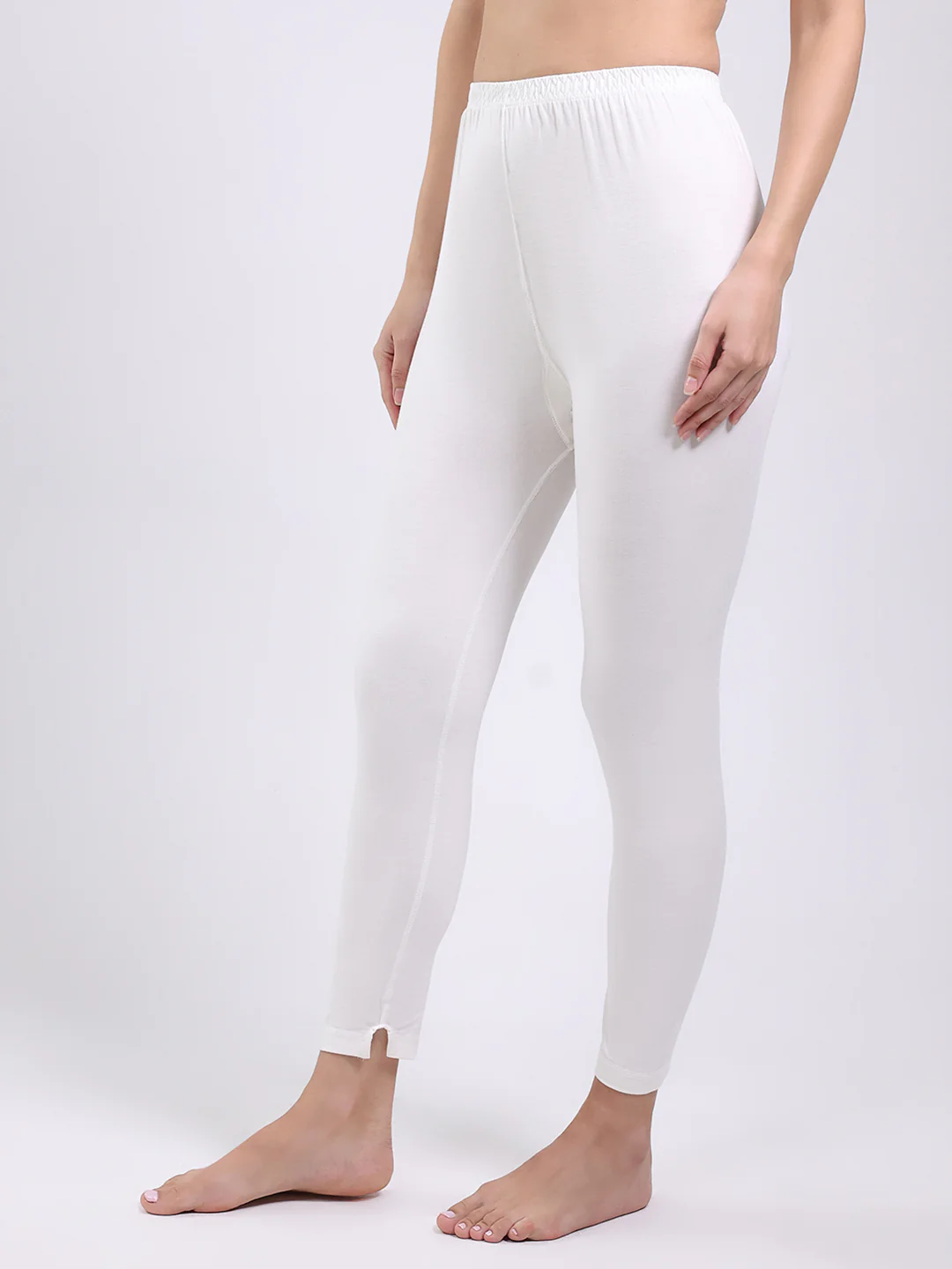 Women Off White Solid Regular Fit Thermal Lower - Image 3