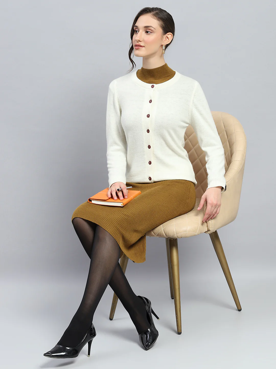 Women Off White Solid Round Neck Full Sleeve Cardigan - Image 2