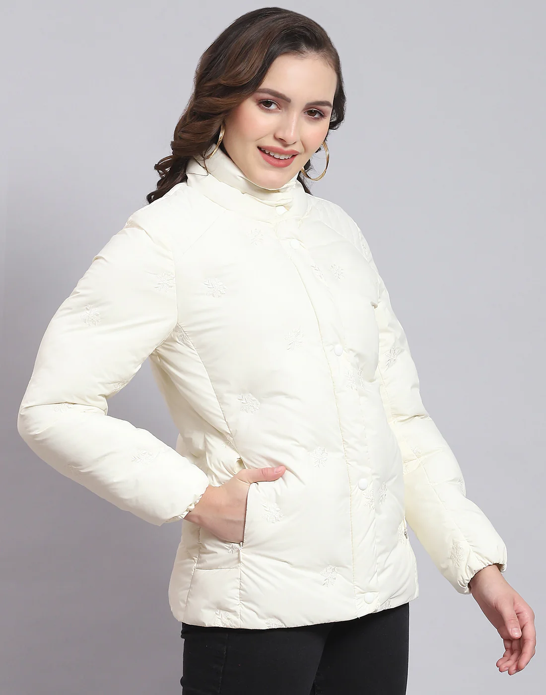 Women Off White Solid Stand Collar Full Sleeve Jacket - Image 5