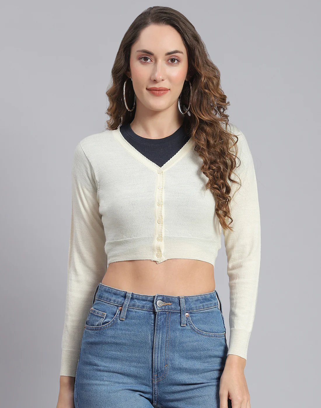Women Off White Solid V Neck Full Sleeve Blouse - Image 4