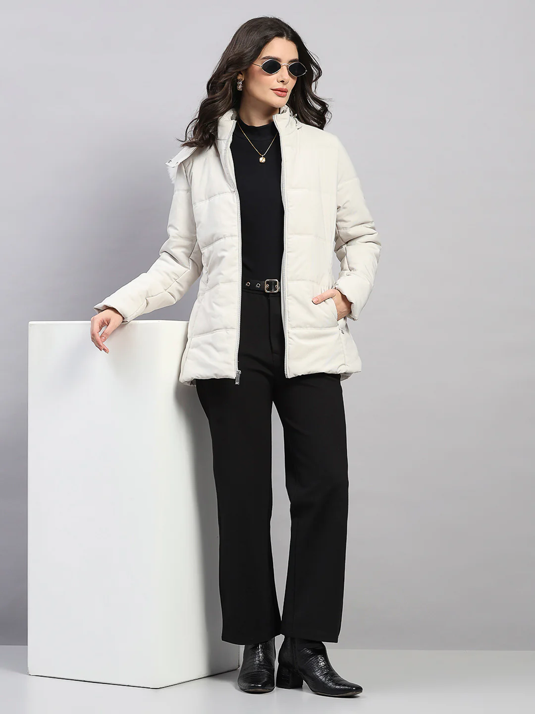 Women Off White Stripe Hooded Full Sleeve Jacket - Image 2