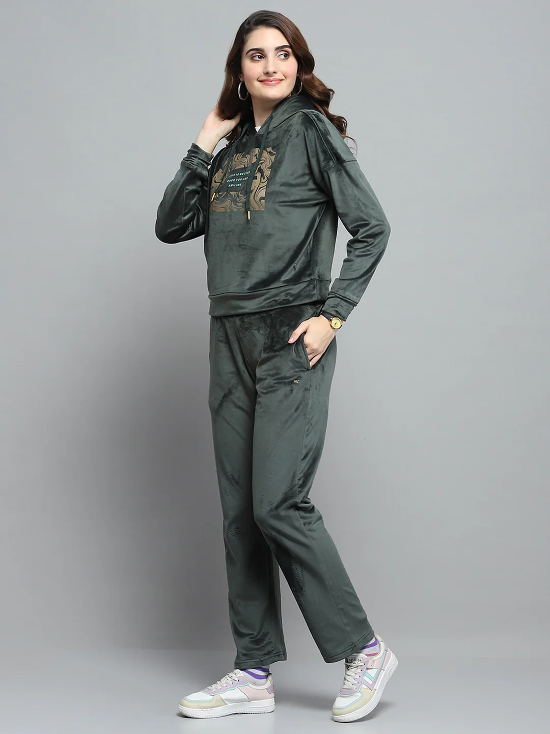 Women Olive Printed Hooded Full Sleeve Cords Set - Image 3