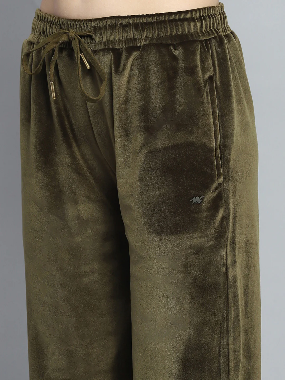 Women Olive Printed Mock Neck Full Sleeve Cords Set - Image 9