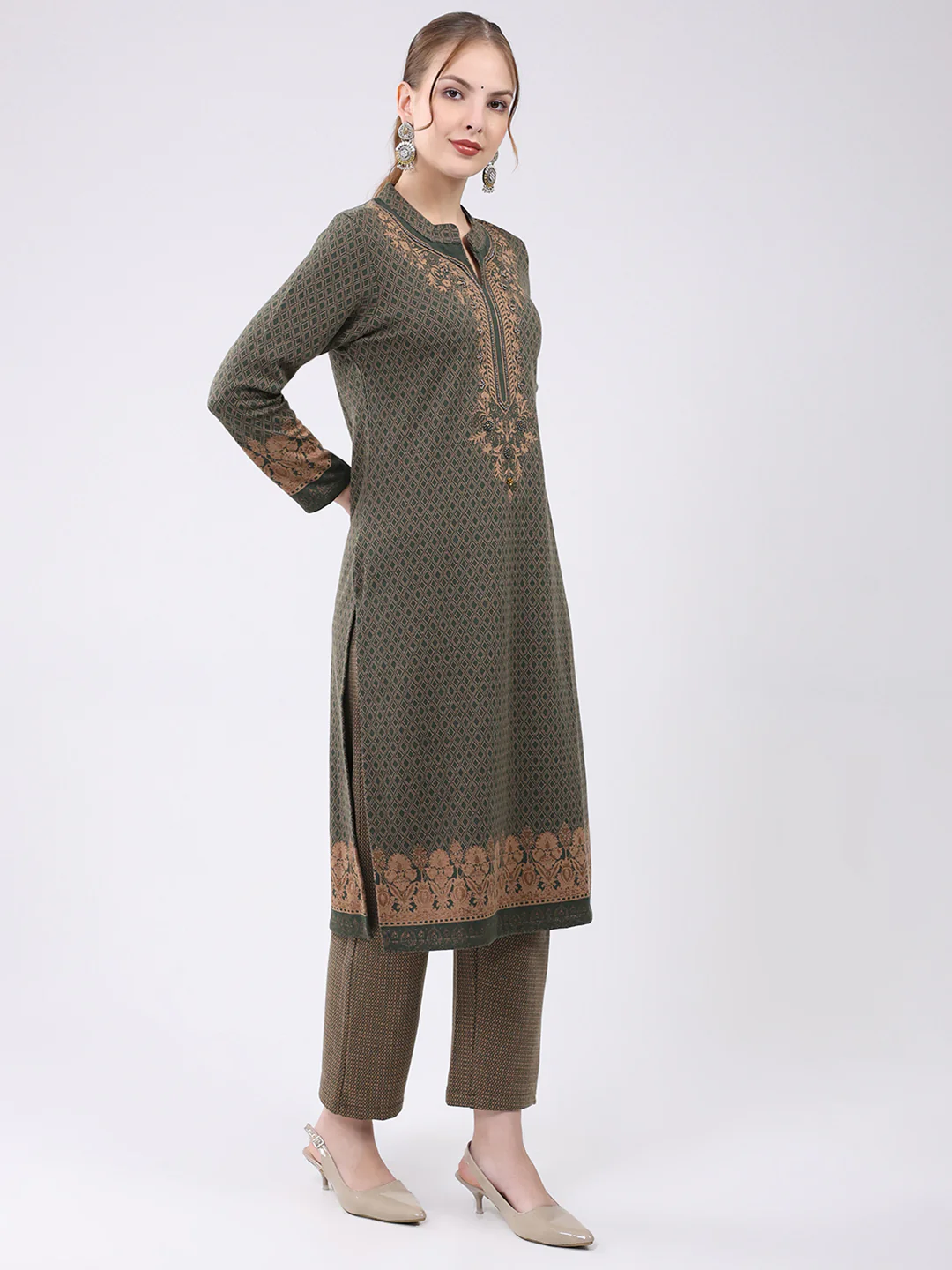 Women Olive Printed Round Neck Full Sleeve Kurti Set for Winter - Image 4